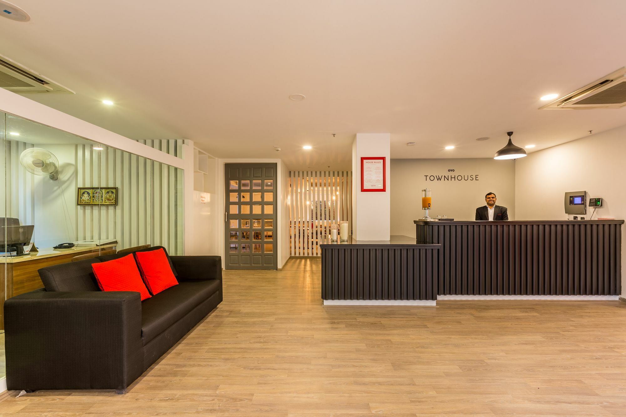 Hotel Oyo Townhouse 019 Jayanagar Bengaluru Zewnętrze zdjęcie